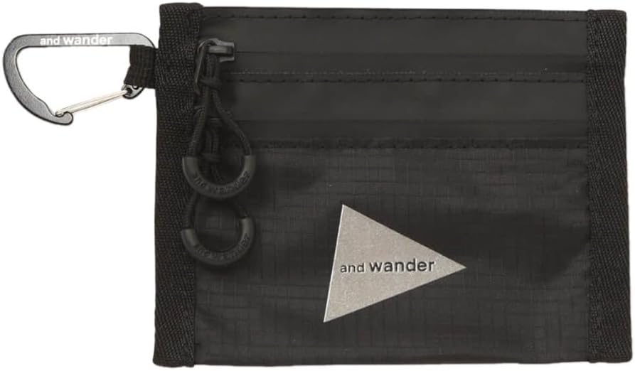 and wander アンドワンダー クリスピーリップミニツインポーチ